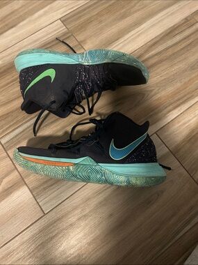 Kyrie Basketball Sneakers